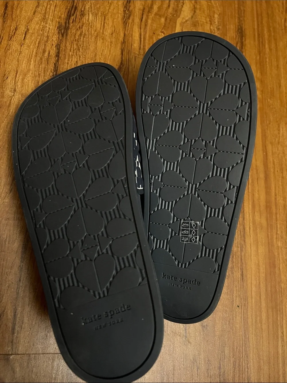 kate spade Black & White Floral Pattern Slide Sandals